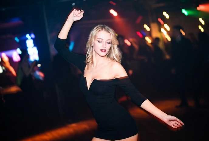 “clean girl aesthetic photoshoot minimal background”